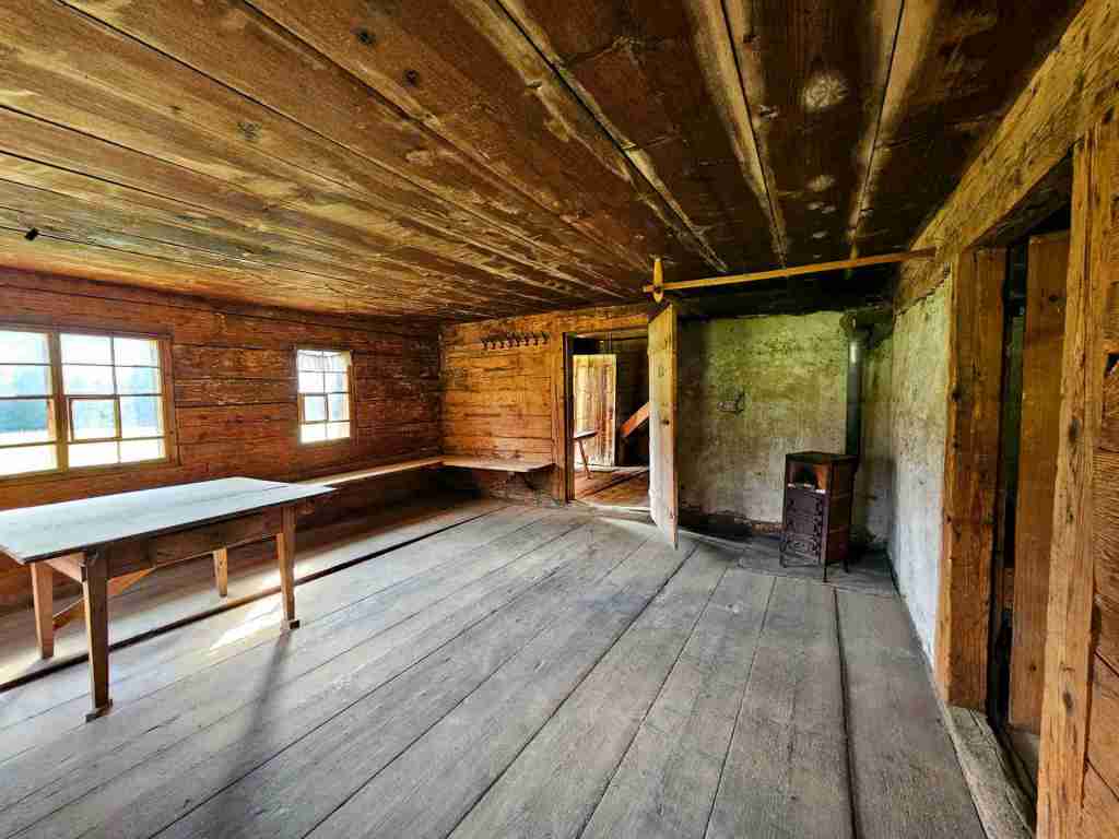 Alpe_Innenbereich_08